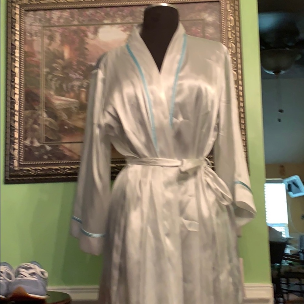 Satin brides robe brand new